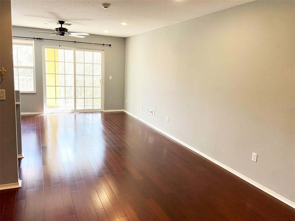 8946 WHITE SAGE LOOP, LAKEWOOD RANCH, FL — photo 4 of 30