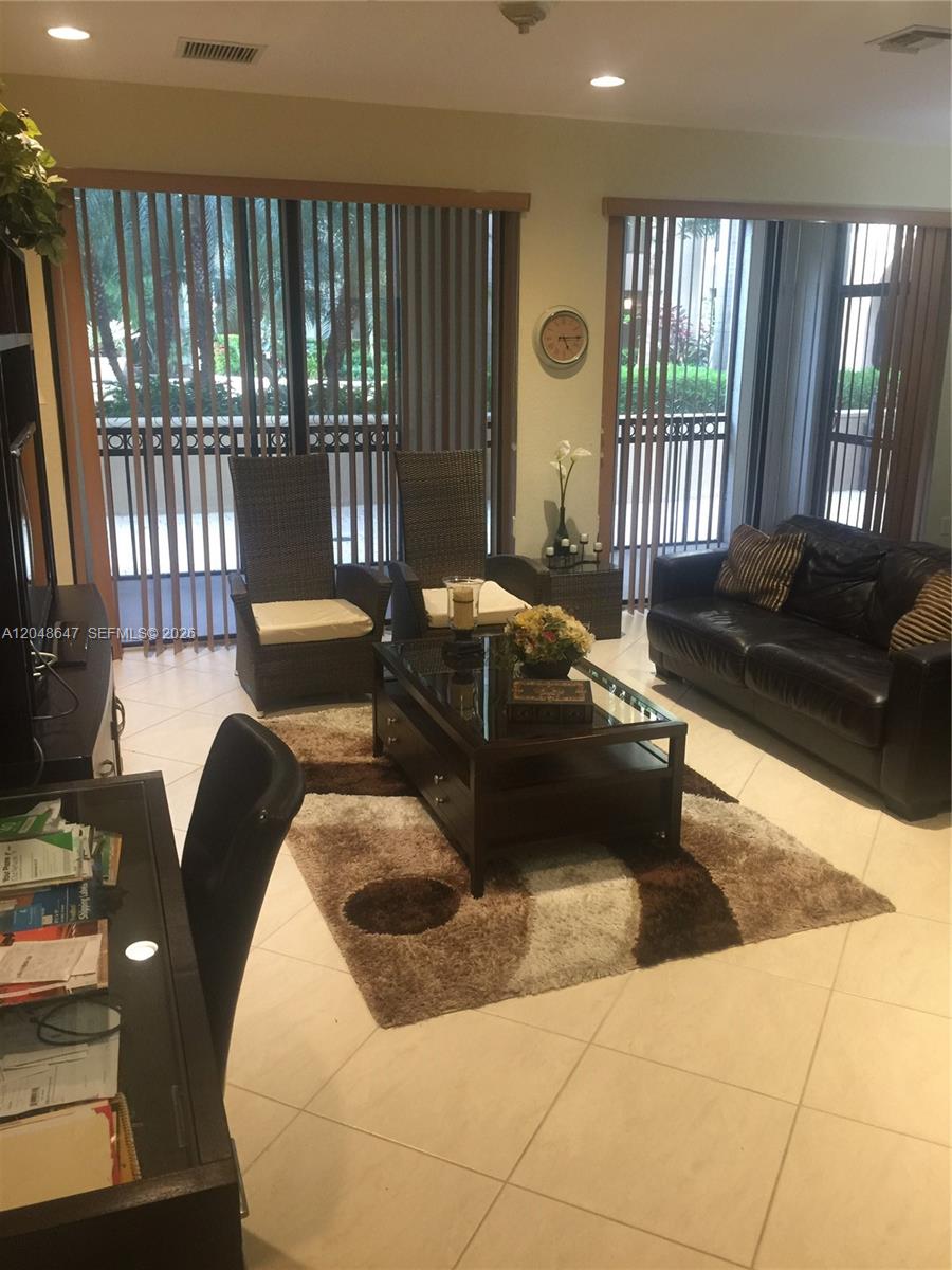 2900 NW 125th Ave # 224, Sunrise FL 33323