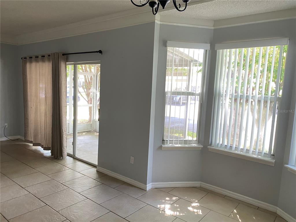 62 EMERALD BAY DRIVE, OLDSMAR, FL — photo 4 of 14