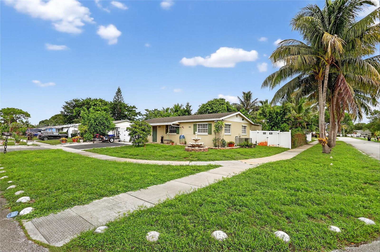 7201 SW 4th Ct, North Lauderdale FL 33068