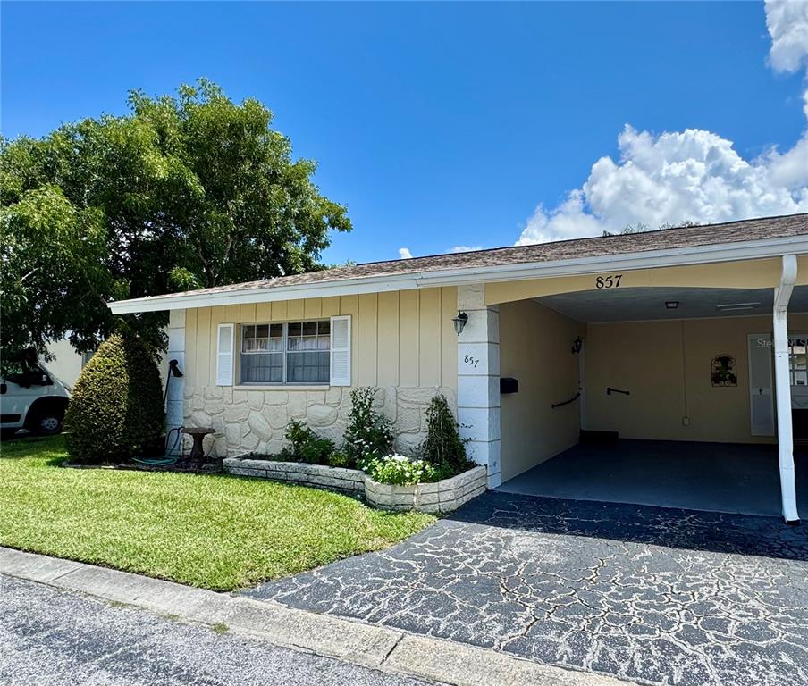 857 CAMBRIDGE CT