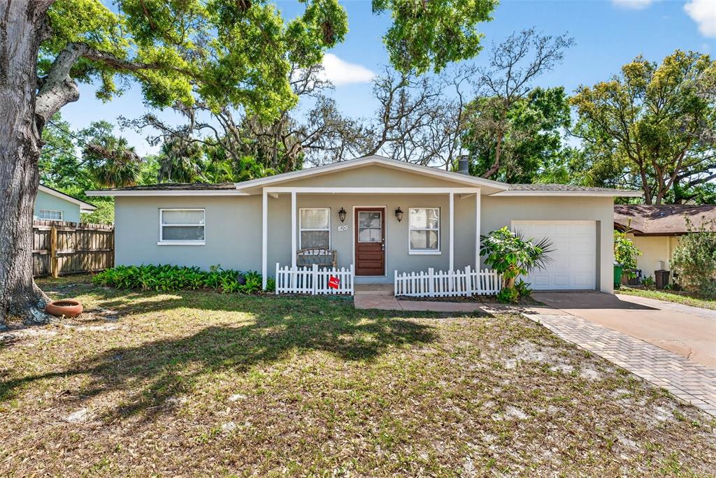 1404 OAK HAVEN DRIVE