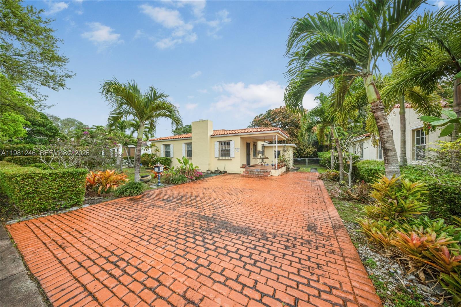 512 Mendoza Ave, Coral Gables FL 33134