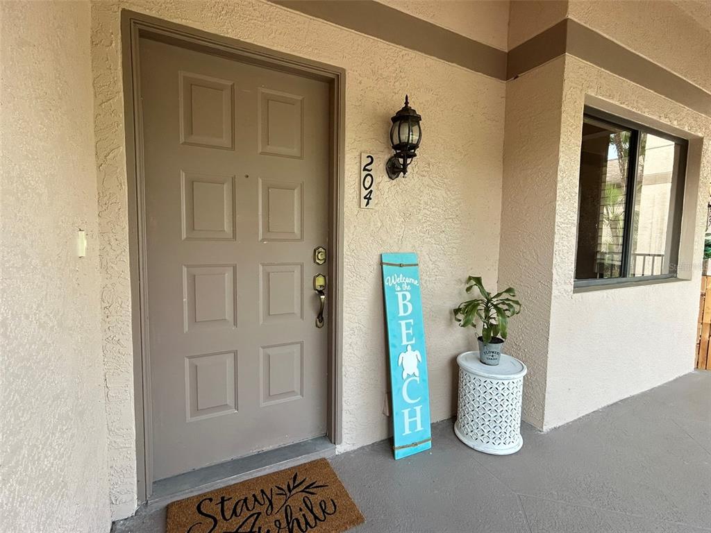 3044 RED OAK COURT UNIT 204