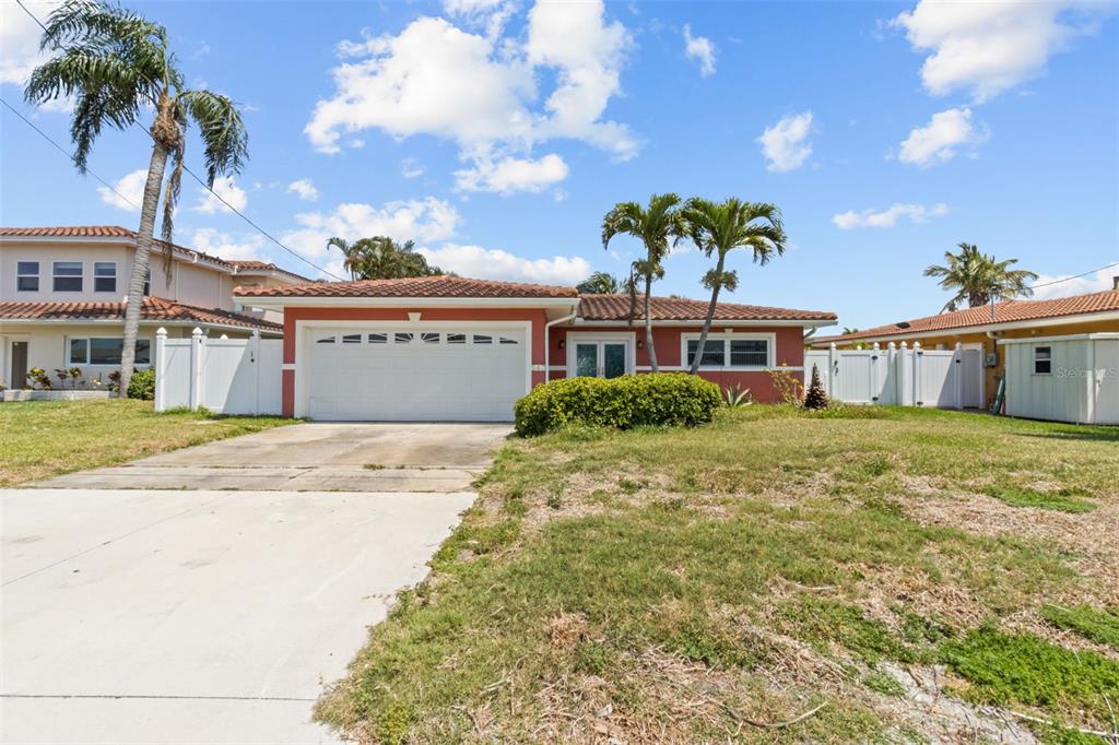 543 CRYSTAL DRIVE
