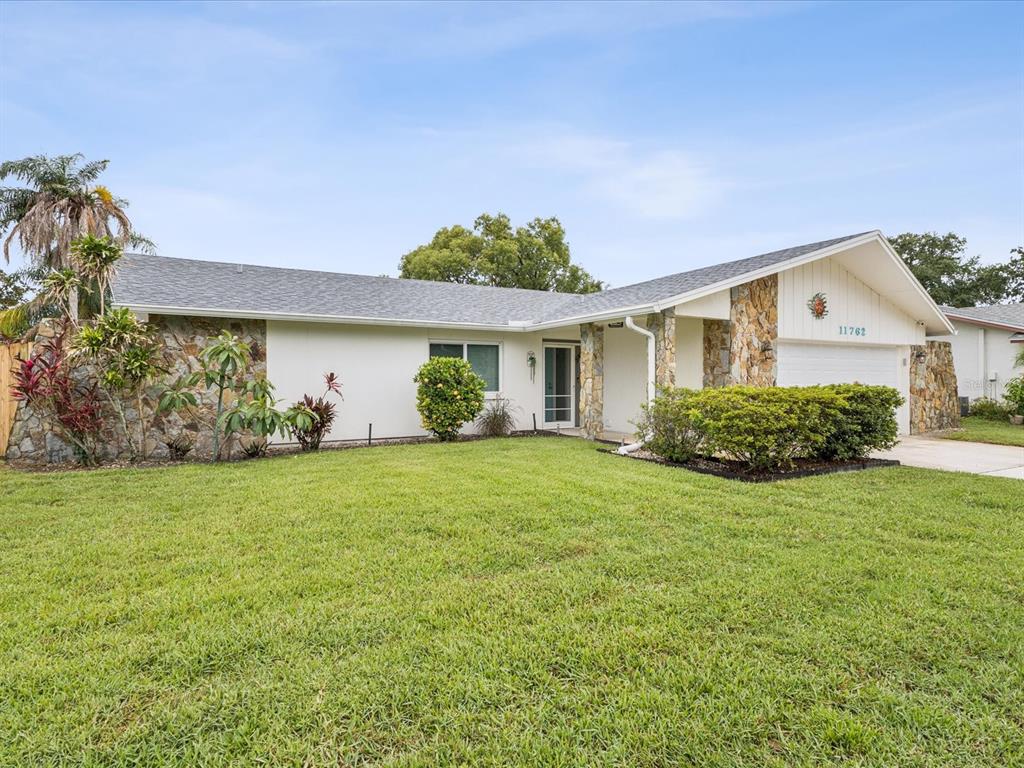 11762 BARB COURT