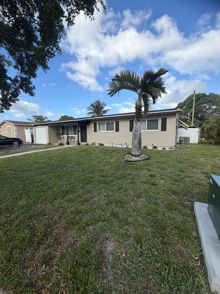 621 SW 71st Ter, Pembroke Pines FL 33023