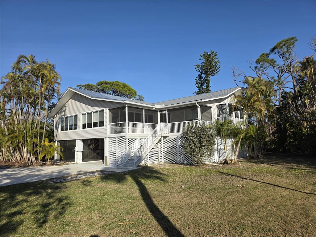 1079 BAYSHORE DRIVE