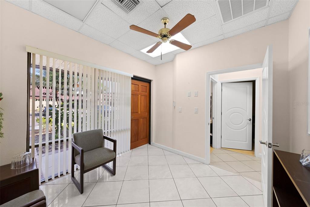 611 DRUID ROAD E UNIT 303, CLEARWATER, FL — photo 4 of 19