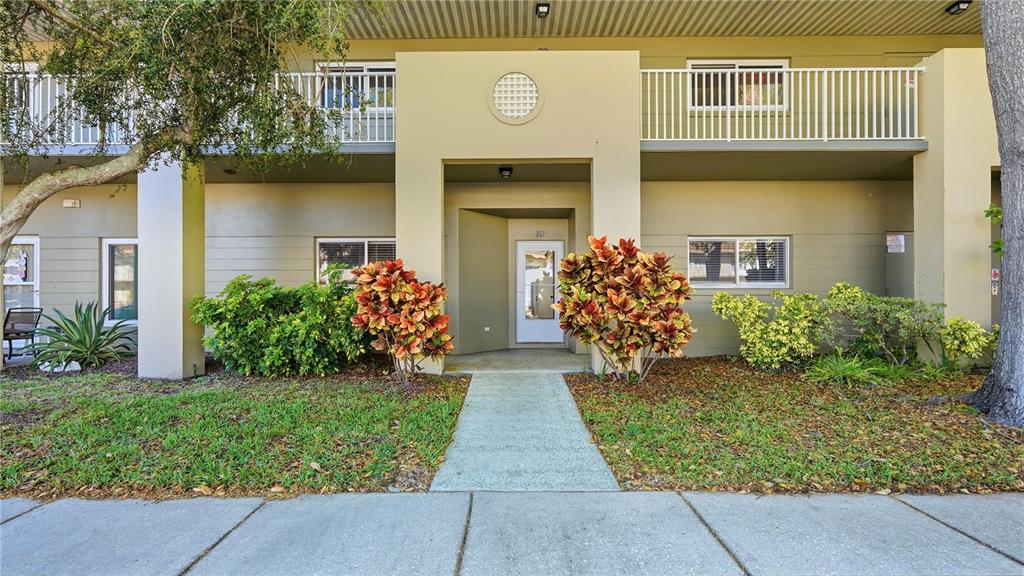 2296 MONACO LN UNIT 10, CLEARWATER, FL — photo 2 of 30