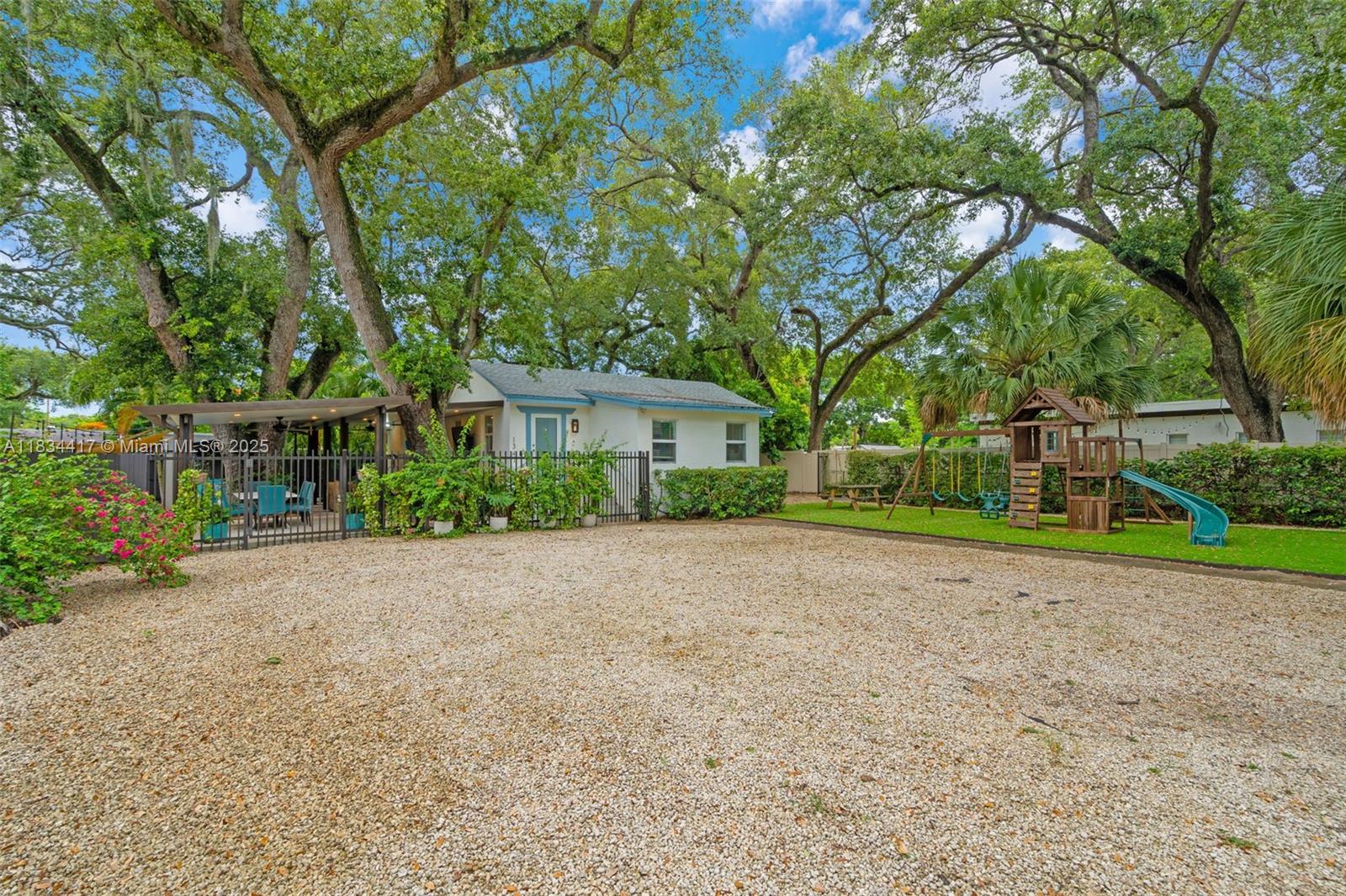 1341 NE 151st St, North Miami Beach FL 33162