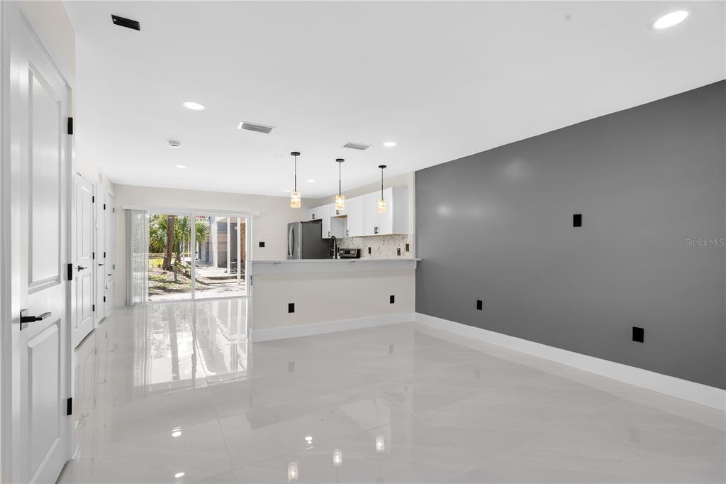 7300 DANIEL WEBSTER DRIVE UNIT M7, WINTER PARK, FL — photo 3 of 30