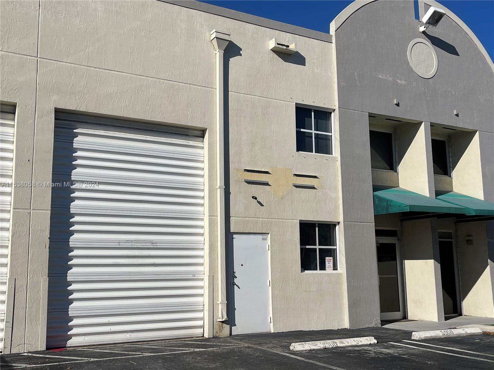 5960 NW 99th Ave # 5, Doral FL 33178