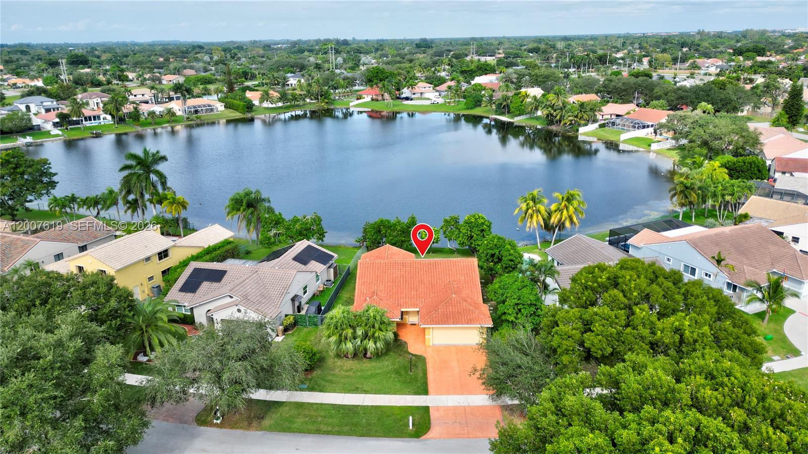 6255 Hawkes Bluff Ave, Davie FL 33331