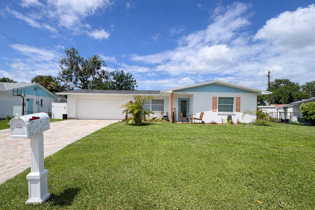 3602 CAMBRIDGE DRIVE W