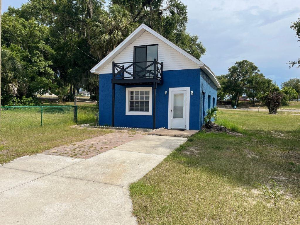 741 W OSCEOLA STREET