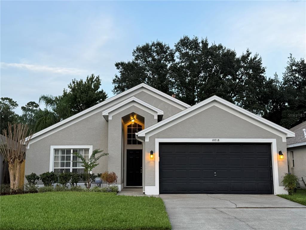 10718 CHERRY OAK CIRCLE