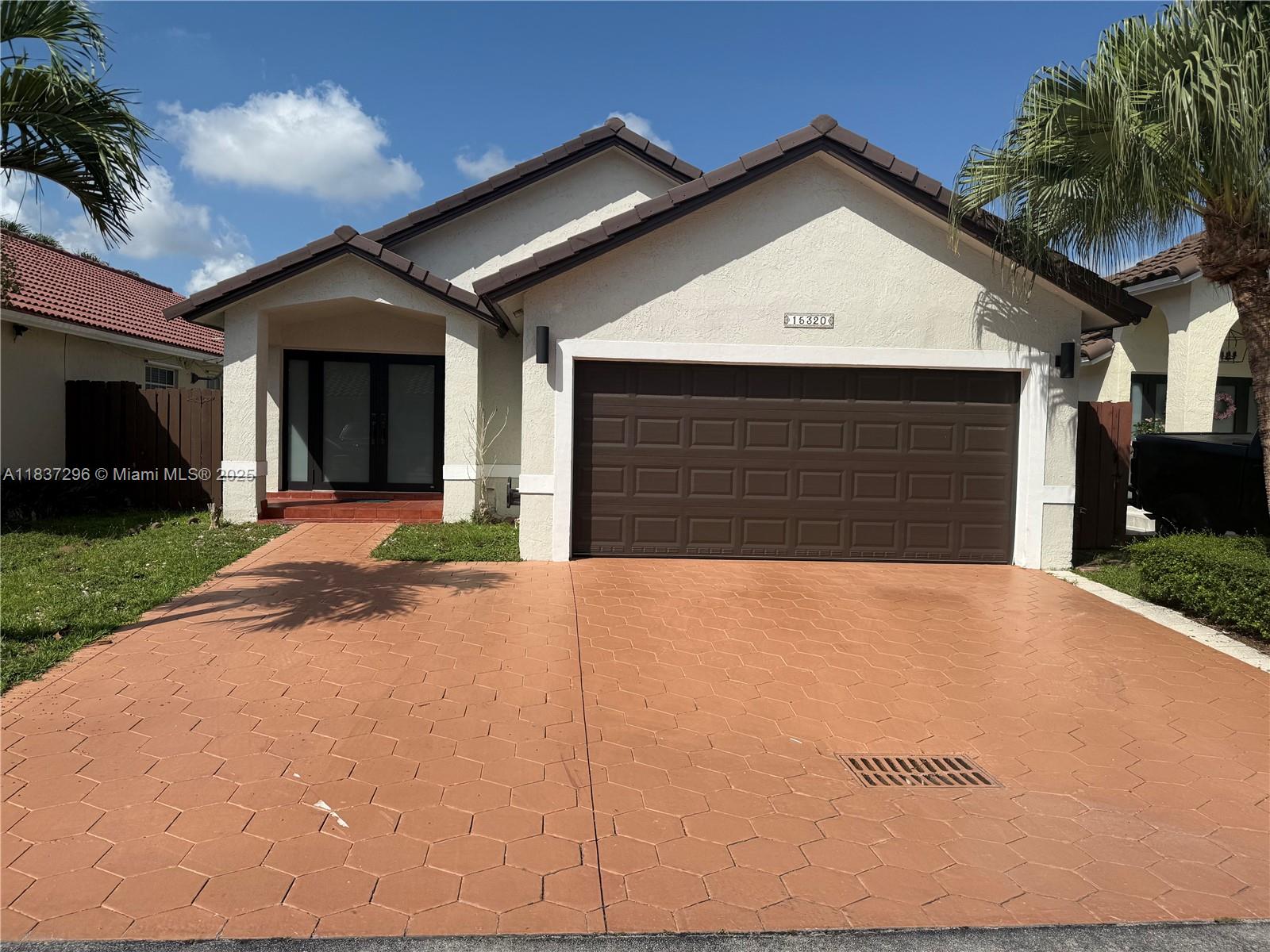 15320 SW 53rd St, Miami FL 33185