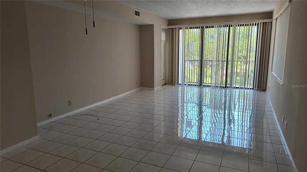 8 BELLEVIEW BOULEVARD UNIT 202, BELLEAIR, FL — photo 2 of 15