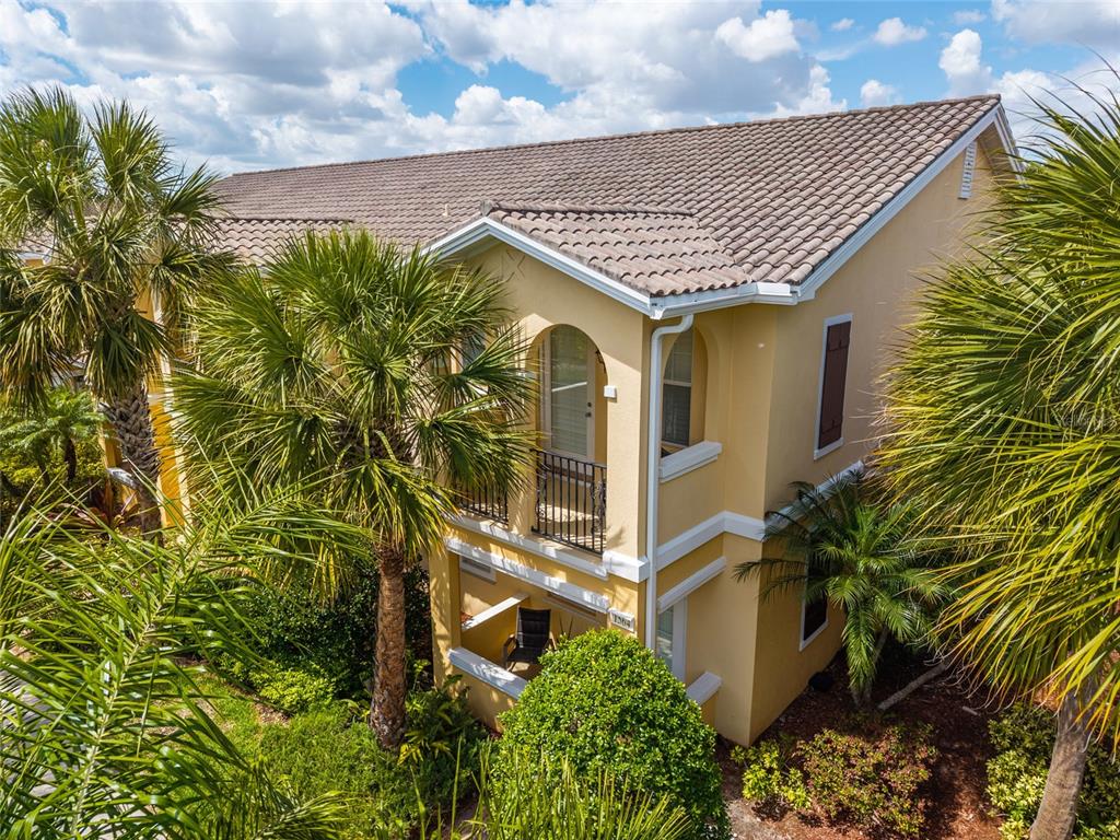 1564 NAPOLI DRIVE W
