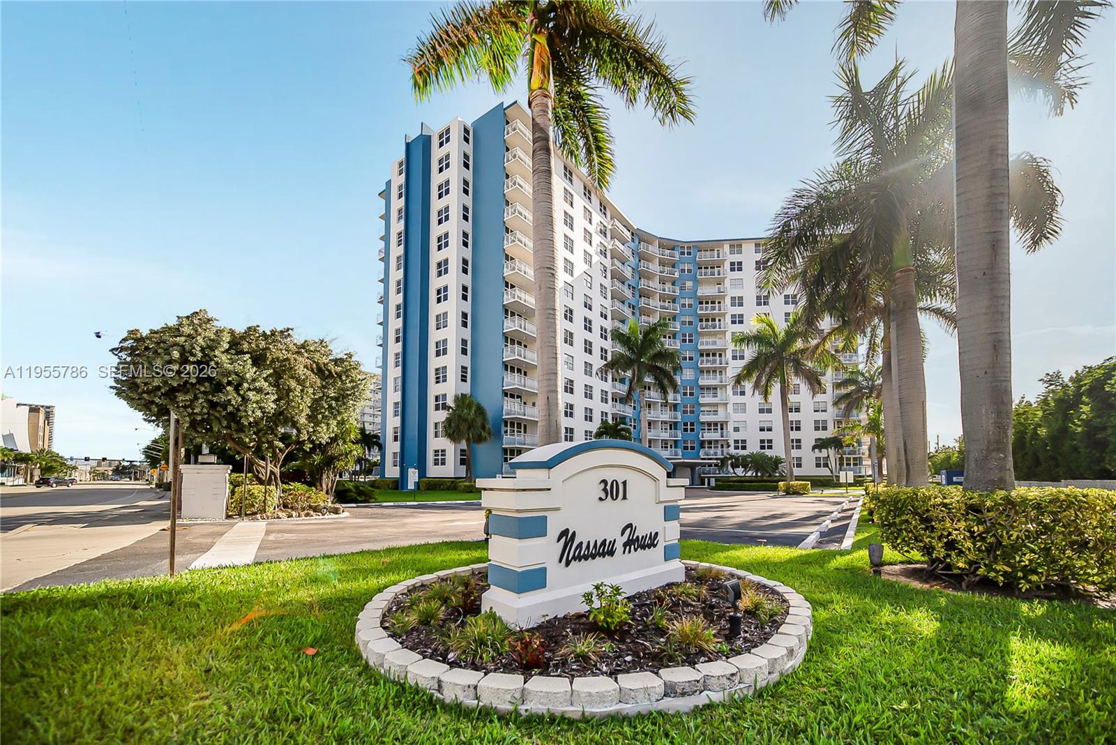 301 N Ocean Blvd # 404, Pompano Beach FL 33062