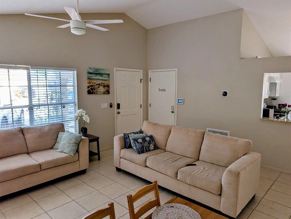 1083 SNEAD AVENUE, SARASOTA, FL — photo 2 of 18