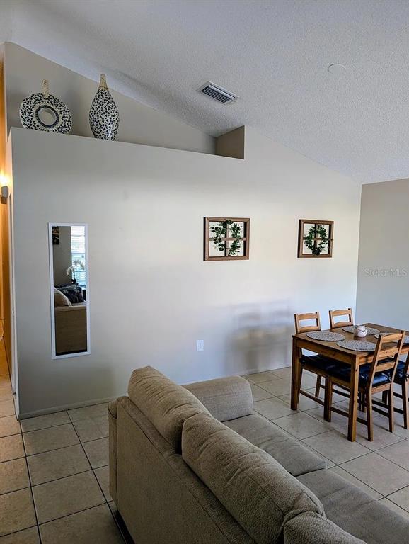 1083 SNEAD AVENUE, SARASOTA, FL — photo 5 of 18