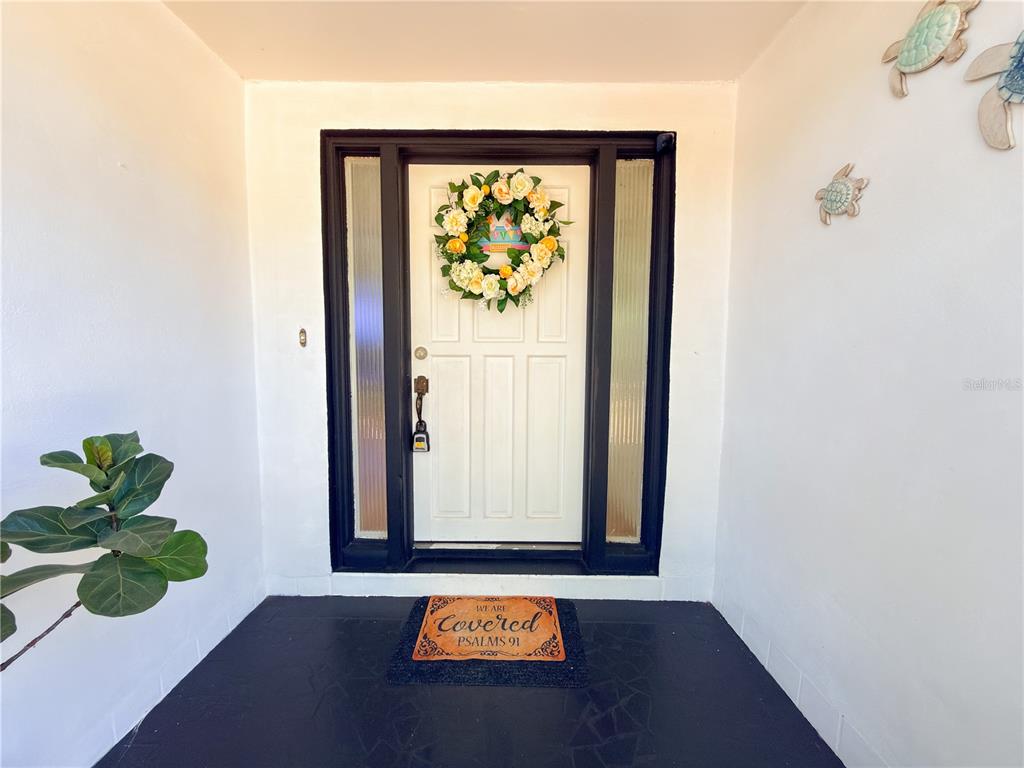 8818 MATHOG ROAD, RIVERVIEW, FL — photo 4 of 30