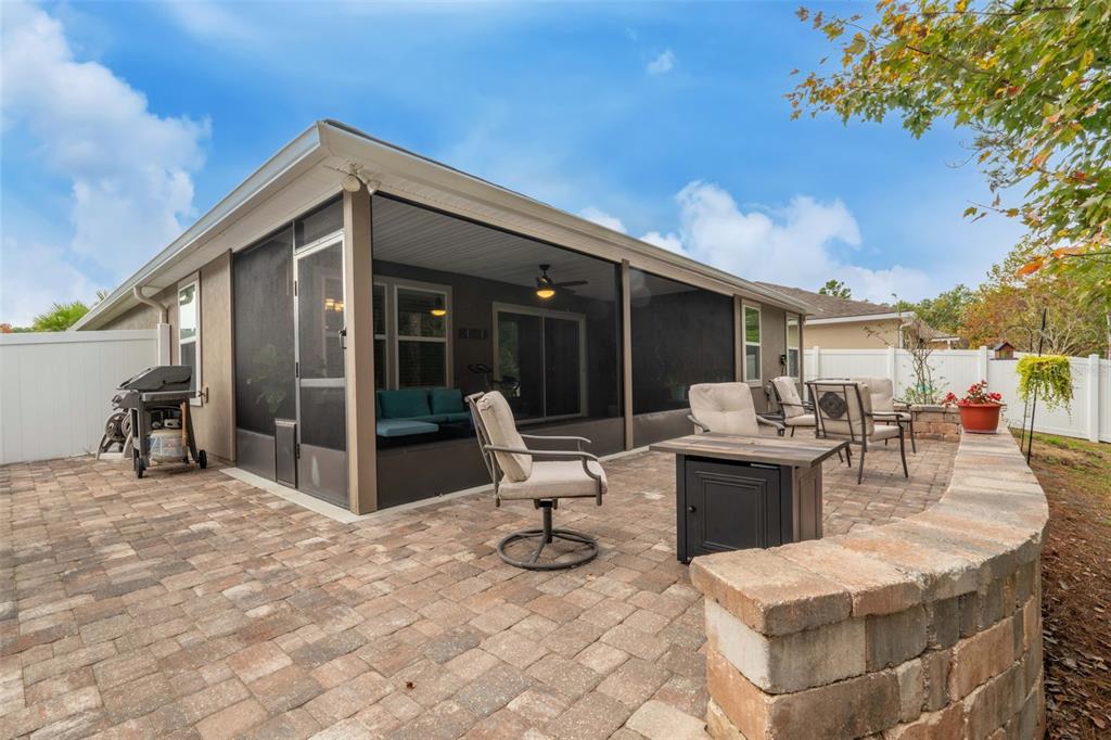 324 PALACE DRIVE