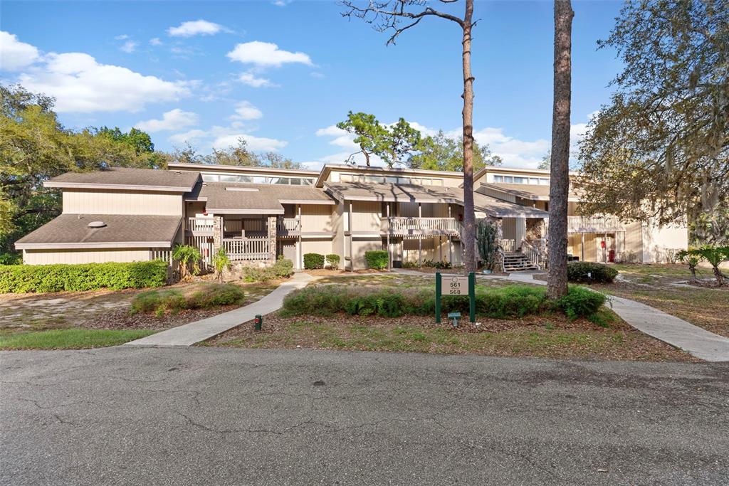 567 MAPLE LEAF COURT UNIT 567