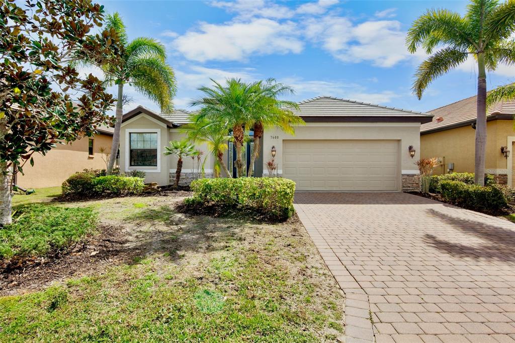7608 RIO BELLA, BRADENTON, FL — photo 2 of 30