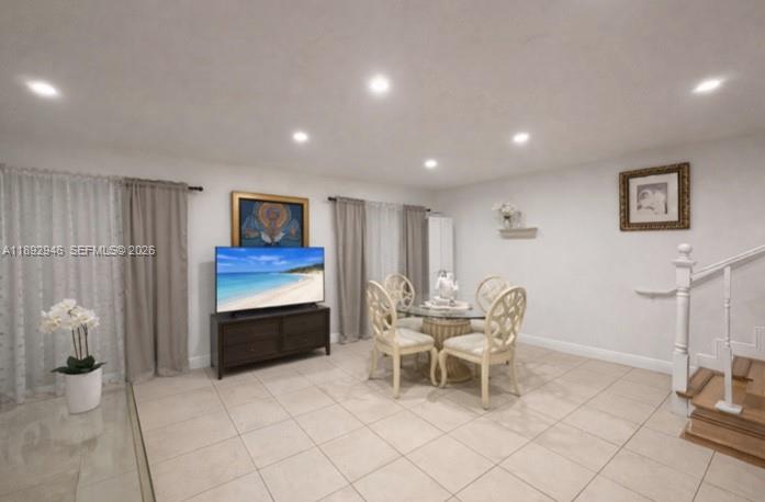 1350 W 53rd St # 24, Hialeah FL 33012