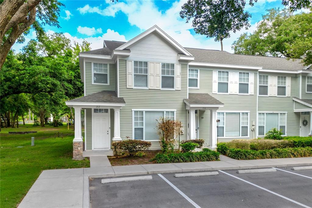 212 GOLDEN POND COURT