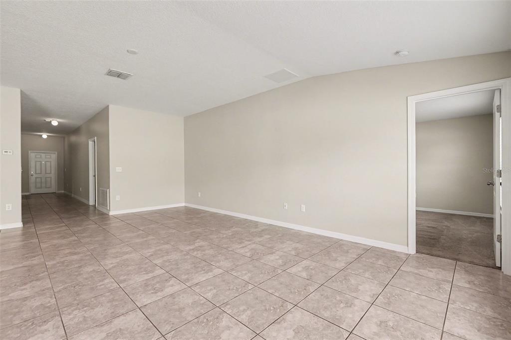 327 CASCADE BEND DRIVE, RUSKIN, FL — photo 3 of 20