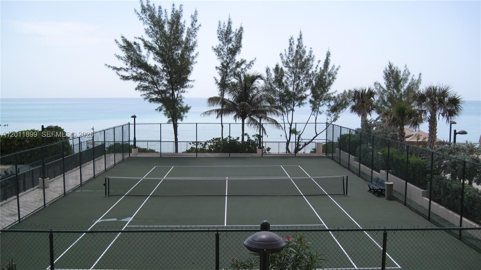 1912 S Ocean Dr # 3D, Hallandale Beach FL 33009