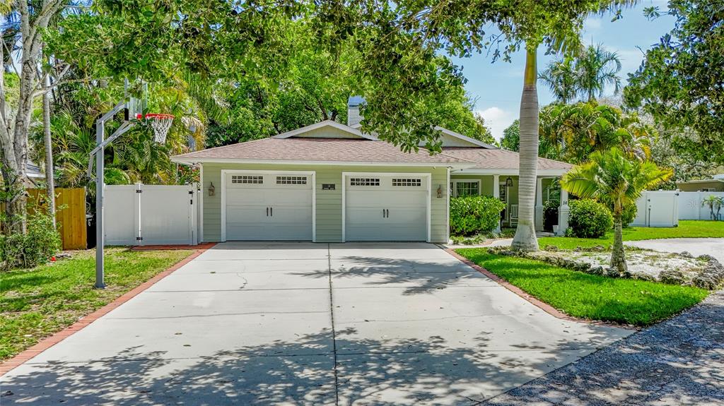 14 EVONAIRE CIRCLE