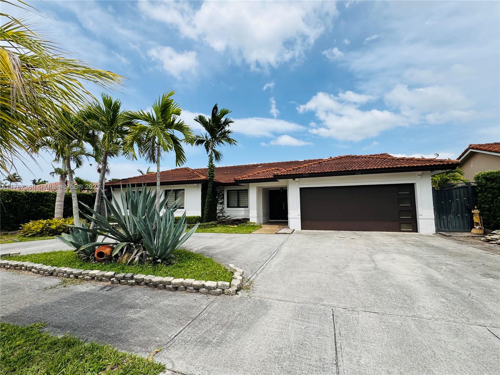 20785 SW 129th Ct, Miami FL 33177