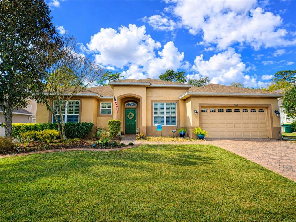 1528 BLUE GRASS BOULEVARD