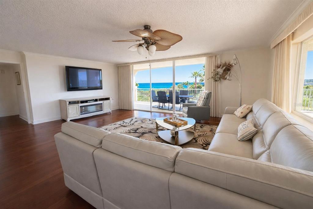 420 HARDING AVENUE UNIT 301