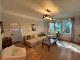 910 Lenox Ave # 3, Miami Beach FL 33139