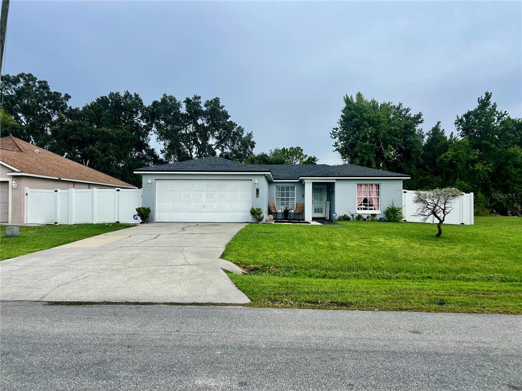 712 COCKATOO COURT