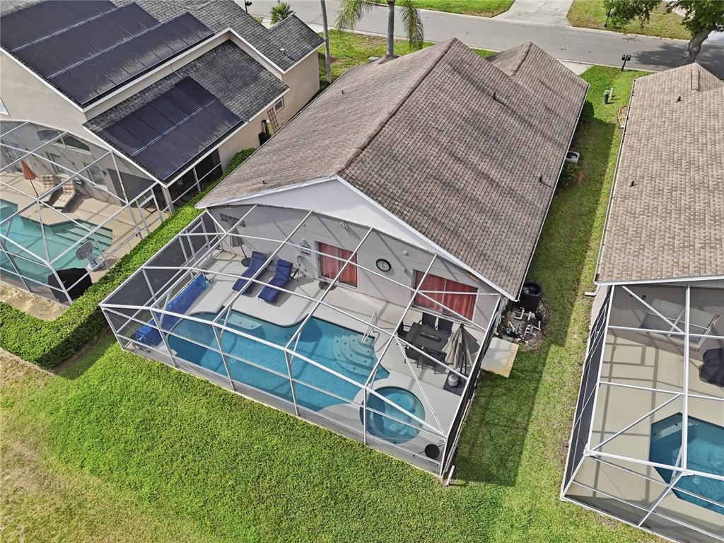 2203 MALLORY CIRCLE