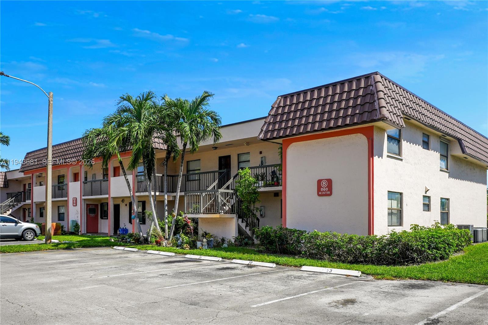 860 NE 207th Ter # 106, Miami FL 33179