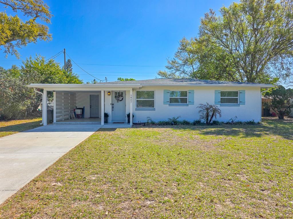 1807 GOLFVIEW BOULEVARD