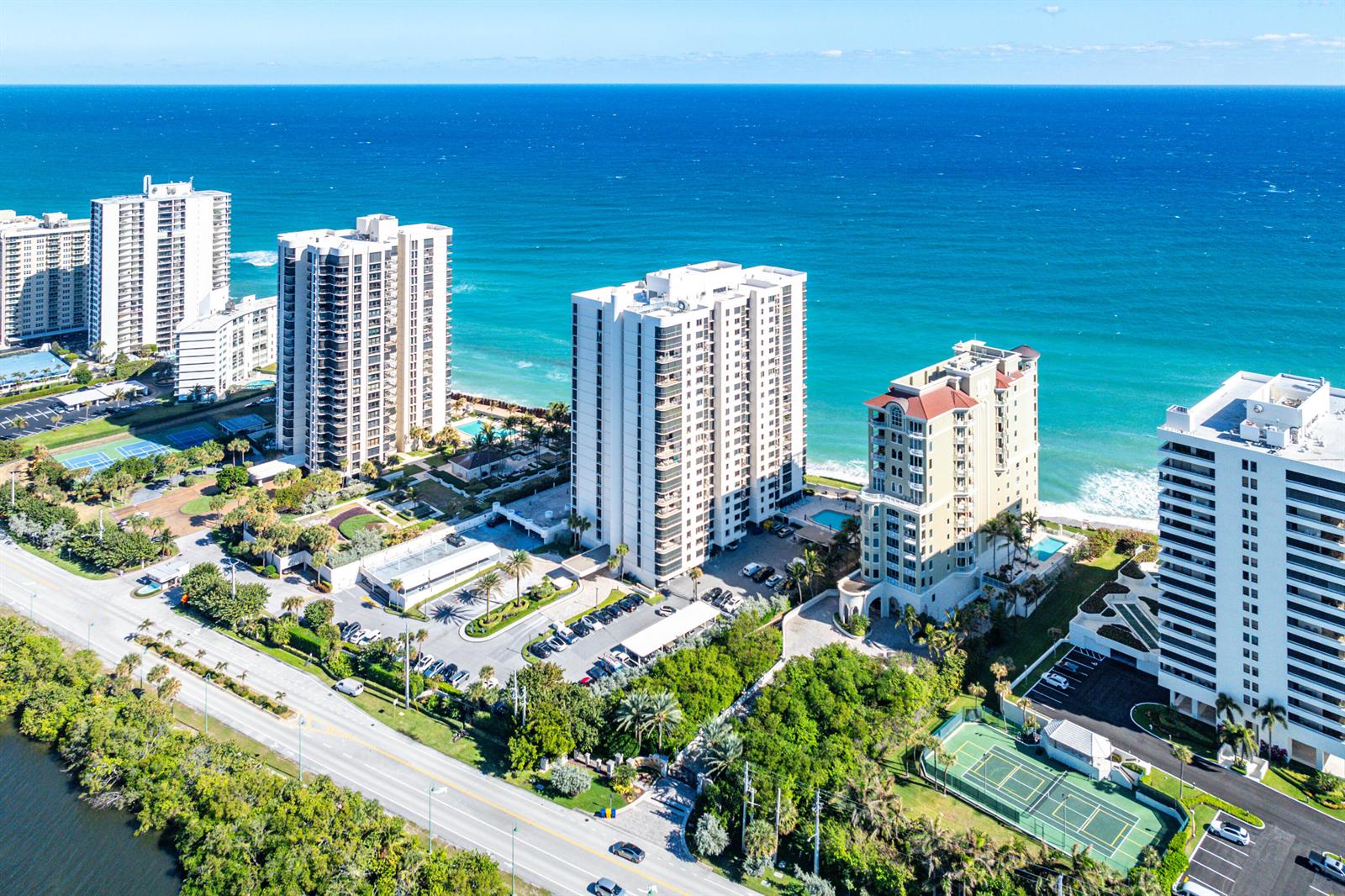 5380 N Ocean Drive N # 5g, Riviera Beach FL 33404