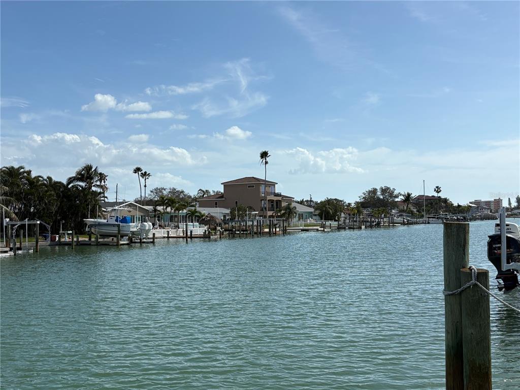 525 CRYSTAL DRIVE