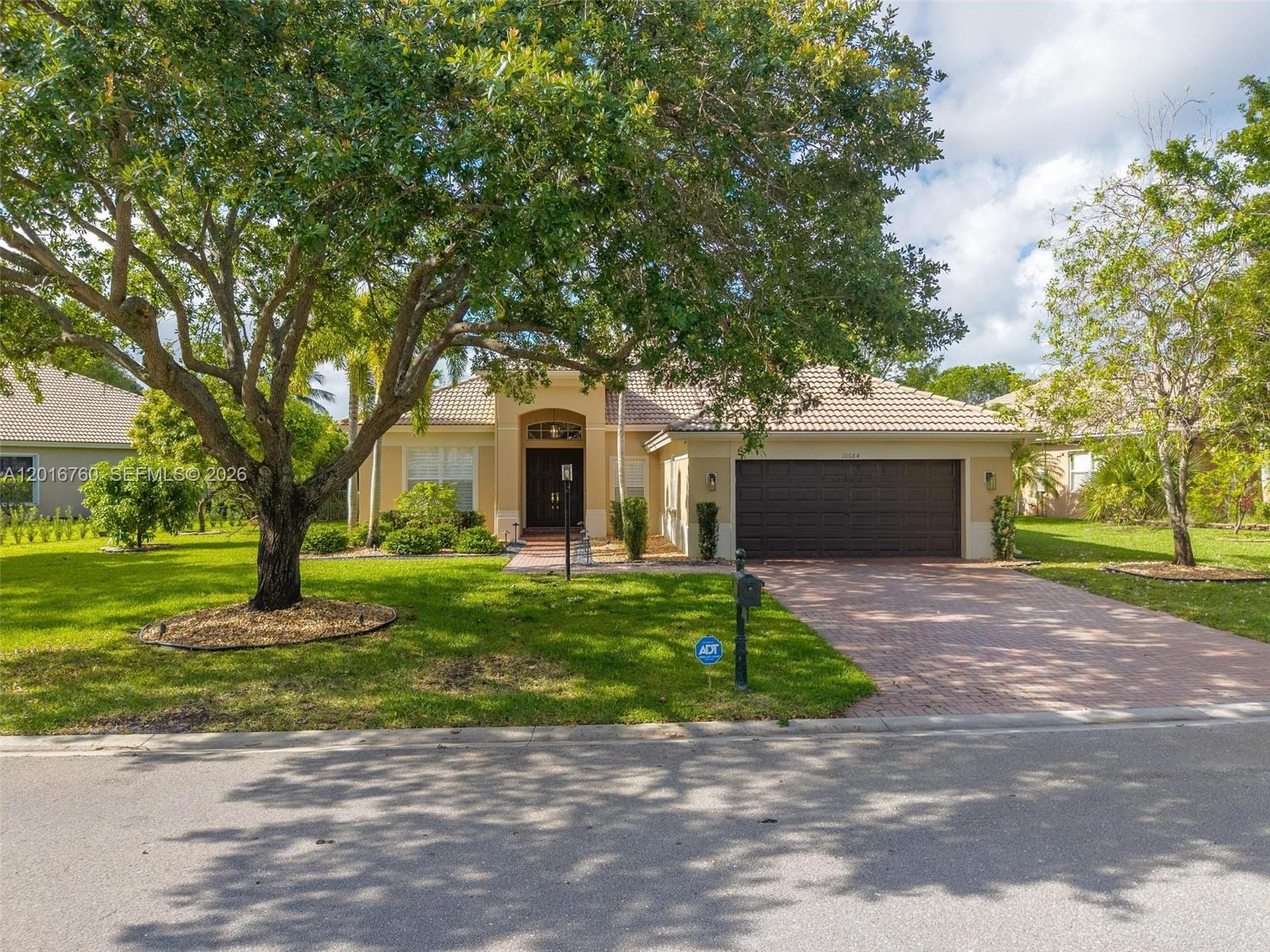 10684 NW 64th Ct, Parkland FL 33076