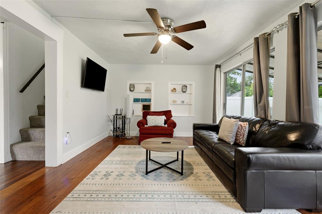 3052 ALTA VISTA ST, SARASOTA, FL — photo 4 of 30