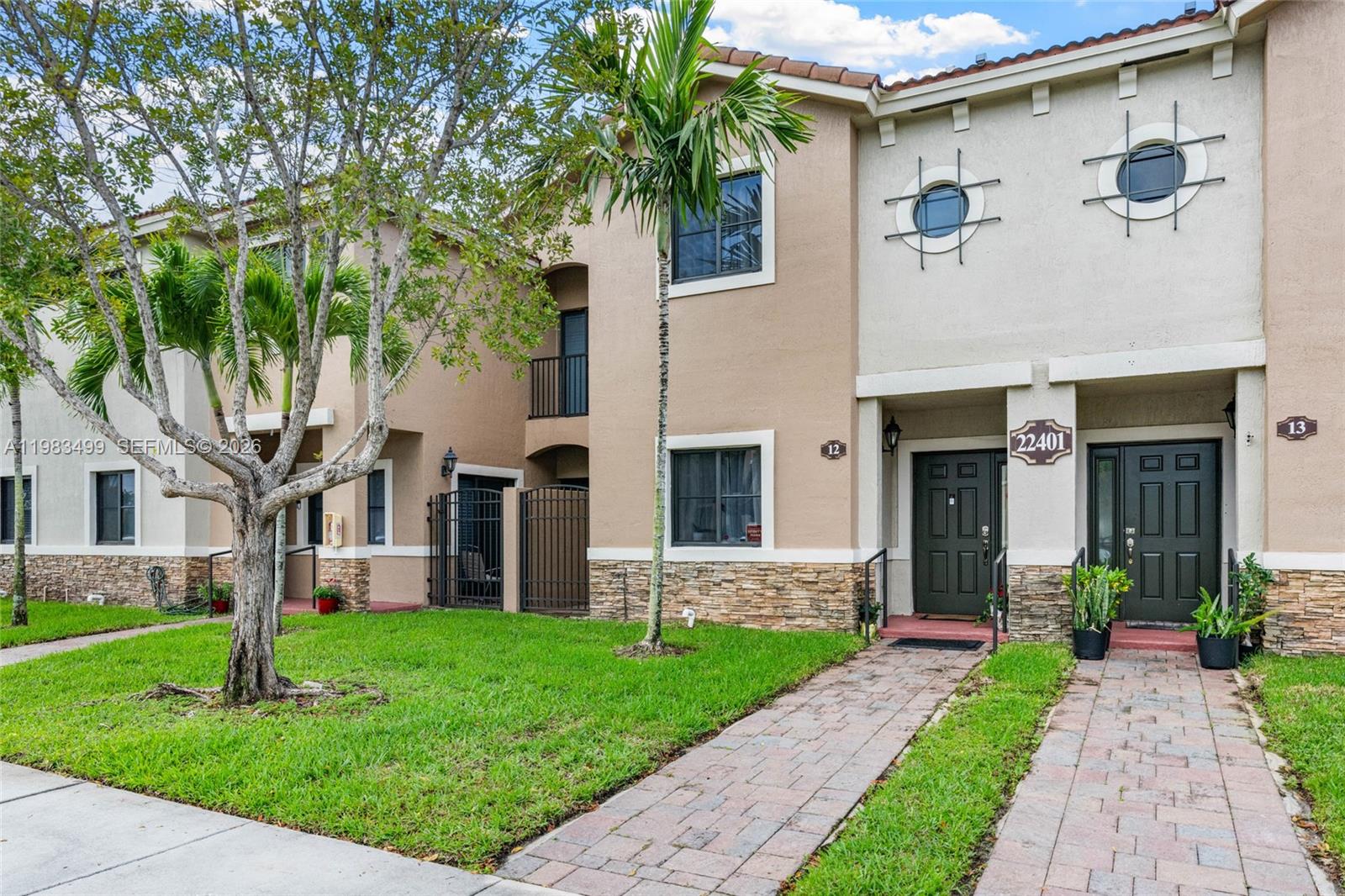22401 SW 88th Pl # 27, Cutler Bay FL 33190