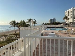 Oceanfront pool — POMPANO BEACH, FL
